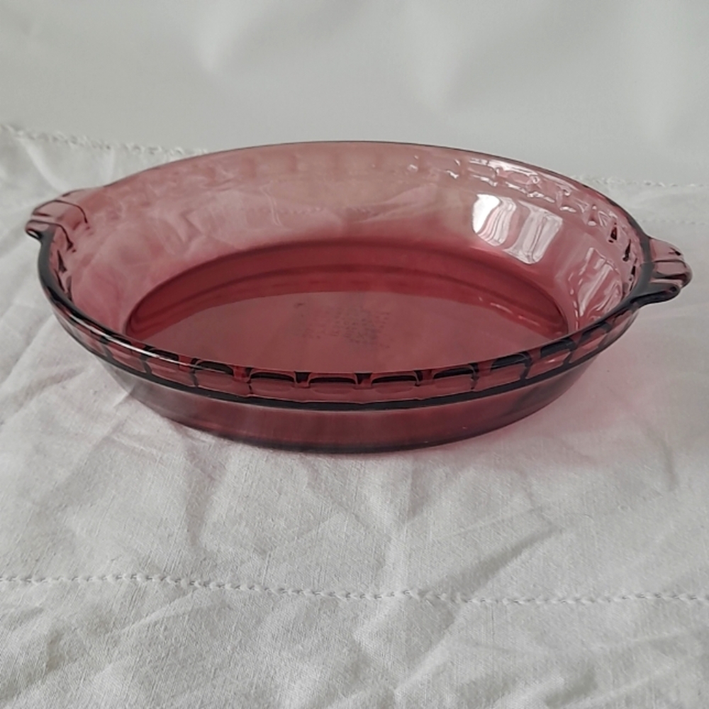 Elegant Glass Baking Dish - Pink